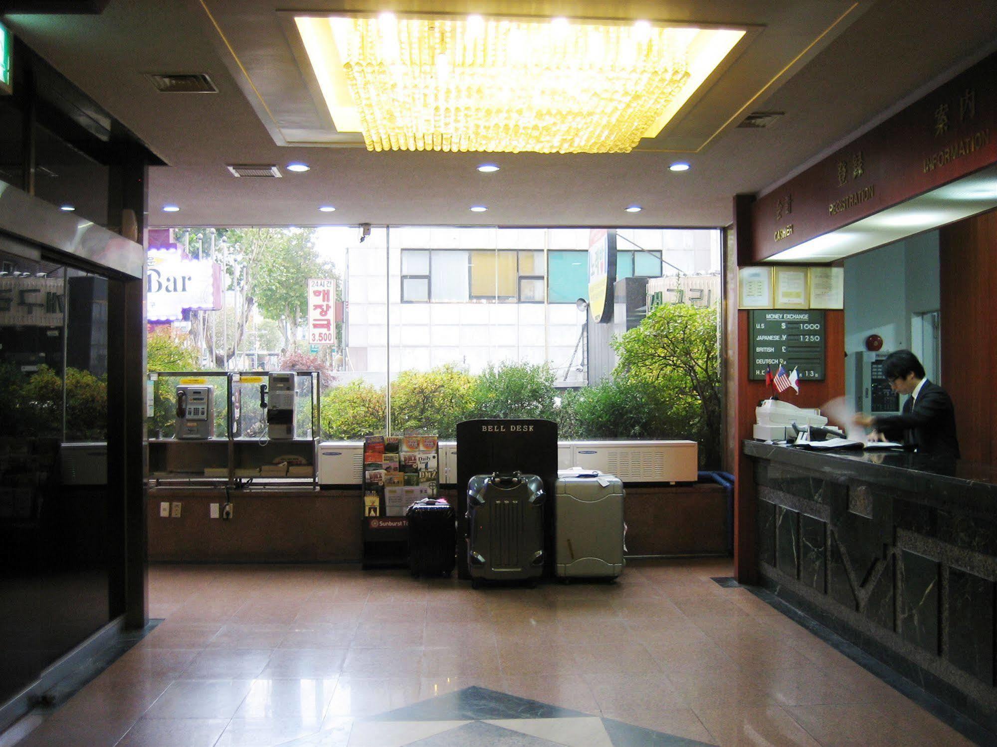 Brown Hotel Seoul Exterior foto